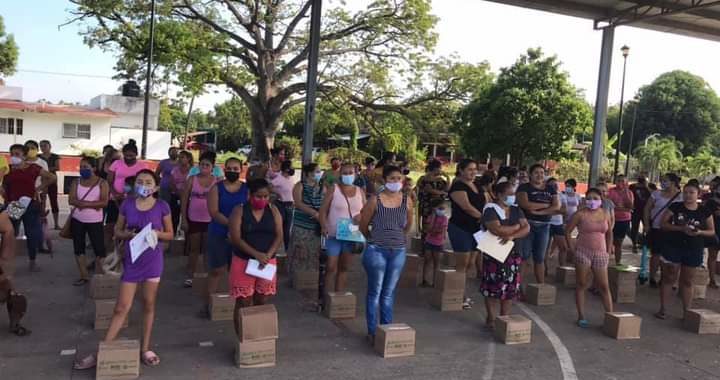 Apoyo alimentario llega a más familias en La Unión