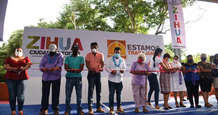 Comunidad del Posquelite agradecida con gobierno de: JSA