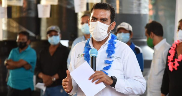Gobierno que preside Jorge Sánchez realiza obras en todo Zihuatanejo