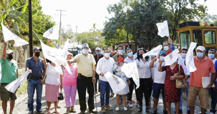 Presidente Jorge Sánchez da inicio a la pavimentación de carretera que conduce a El Posquelite