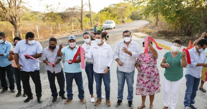 Presidente Jorge Sánchez entrega más de 2 km de pavimentación a El Zarco