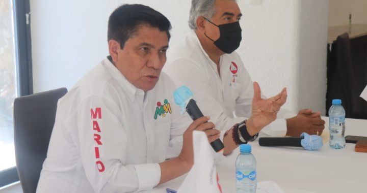 Mario Moreno Arcos se reunió con el colegio de ingenieros civiles de Guerrero