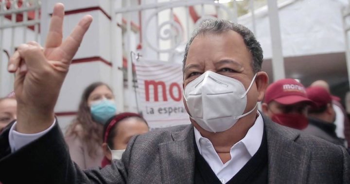 Luis Walton asegura que aunque Morena no lo acreditó como precandidato ante el INE pero que declaró personalmente sus egresos ante dicho organismo