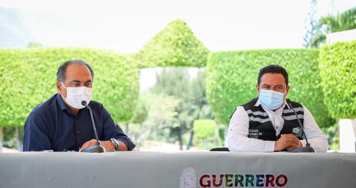 LA PANDEMIA SE ESTÁ ENFRENTANDO CON LA VACUNACIÓN PERO TAMBIÉN CON CUBREBOCAS Y SANA DISTANCIA: HÉCTOR ASTUDILLO