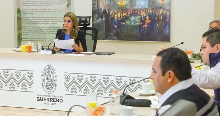 La gobernadora Evelyn Salgado Pineda encabezó la sesión de la Mesa Estatal para la Construcción de la Paz