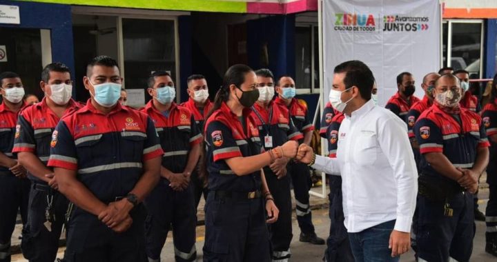 Entrega Jorge Sánchez más apoyos a dirección de Protección Civil y Bomberos