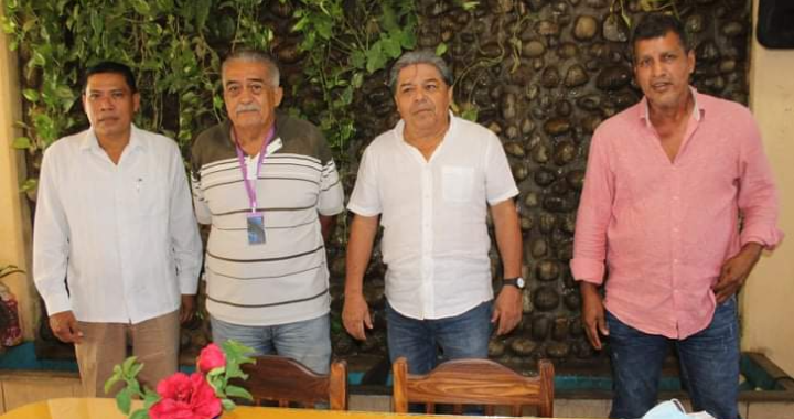 Forman bloque dirigentes priístas de la Costa Grande