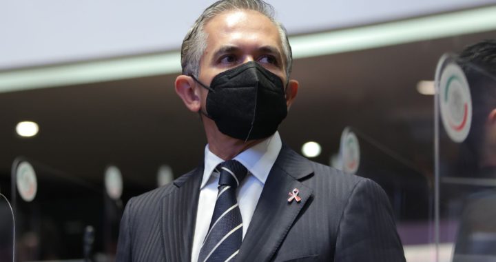 SOLICITA OPOSICIÓN CONTROVERSIA CONSTITUCIONAL EN CONTRA DEL ACUERDO QUE DECLARA COMO DE INTERÉS PÚBLICO Y SEGURIDAD NACIONAL LAS OBRAS DEL GOBIERNO FEDERAL