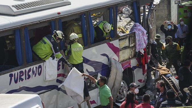 Operaba sin seguro para viajeros el autobús donde se accidentaron peregrinos michoacanos