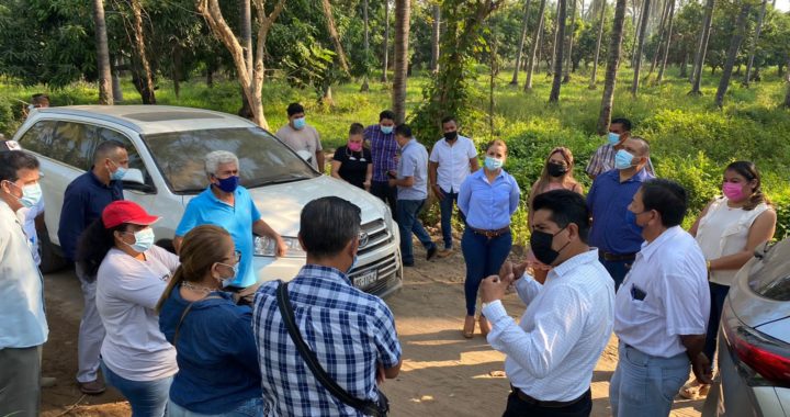 Gobierno de La Unión rehabilita camino para beneficio de 100 productores campesinos