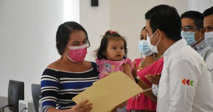 Gobierno de Zihuatanejo realiza primera campaña gratuita de registros de nacimiento de 2022
