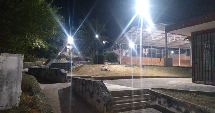 Gobierno de Zihuatanejo continúa redoblando esfuerzos con el programa Zihua Brilla. 