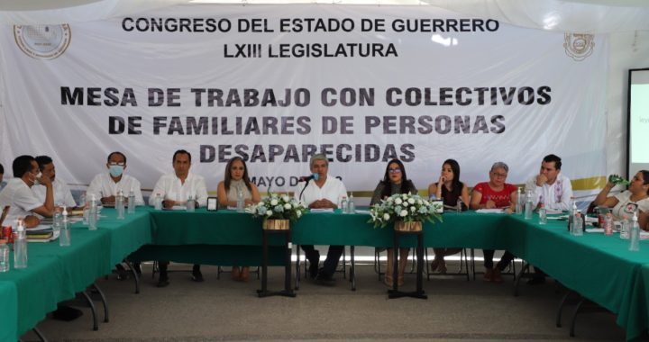 PRESENTAN DIPUTADOS A COLECTIVOS DE FAMILIARES EL  ANTEPROYECTO DE LEY EN MATERIA DE DESAPARICIÓN DE PERSONAS