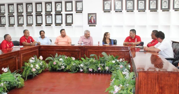 ALCALDESA ITZE CAMACHO SE REÚNE CON LIDERES DEL SINDICATO MINERO 271