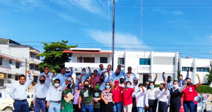 Protestan trabajadores de Telmex en Tecpan y se suman a su lucha nacional