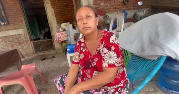 Pide apoyo mujer del municipio de Tecpan que padece cáncer