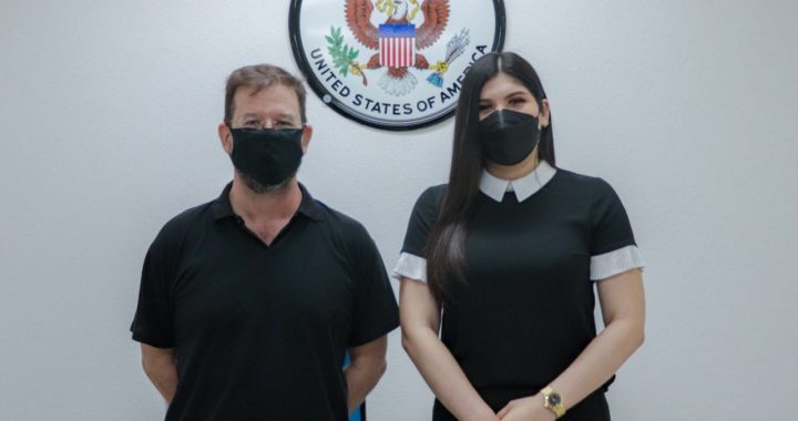 La titular de la SEMAI sostuvo un encuentro con el Cónsul Honorario de los Estados Unidos de América en Acapulco