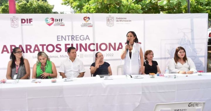 DIF Michoacán Entrega Aparatos Funcionales en LC