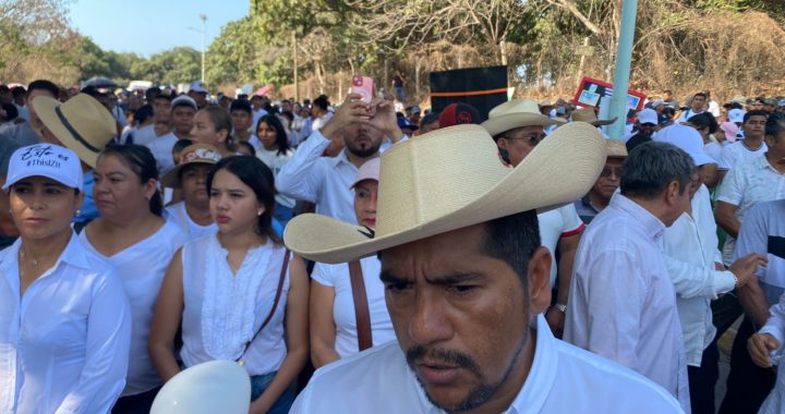 Marchan para exigir que se frene contaminación de Termoeléctrica de Petacalco