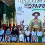 Presidente Crescencio Reyes encabeza desfile del 113 aniversario de la Revolución Mexicana