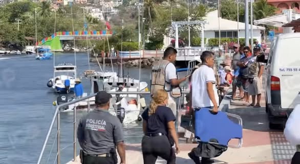 Rescatan el cuerpo de una mujer ahogada en la bahía de Zihuatanejo
