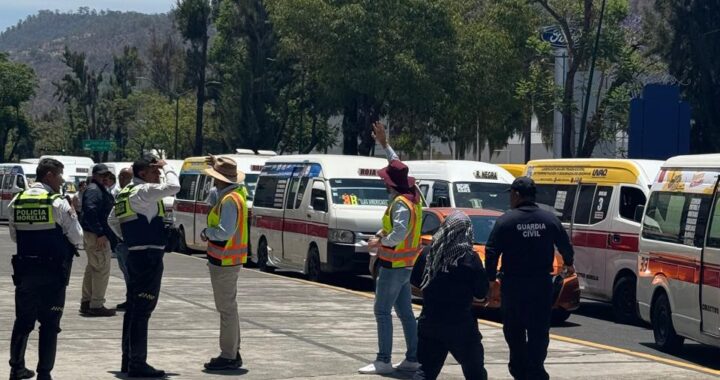 Con una “política del garrote” gobierno violenta derechos de transportistas