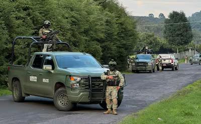 Se enfrentan delincuentes al Ejército en Michoacán; hubo dos agresores abatidos