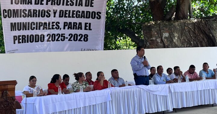 Encabeza el Alcalde José Francisco Suazo Espino la Toma de Protesta de Nuevos Comisarios Municipales en La Unión